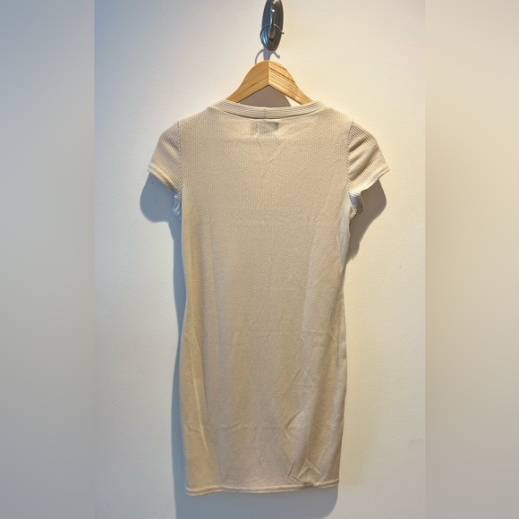 ASOS Ribbed capped sleeve mini dress - Picture 3 of 6